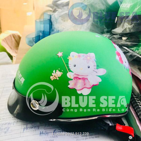 Bé 2 tuổi có nên đội mũ bảo hiểm?